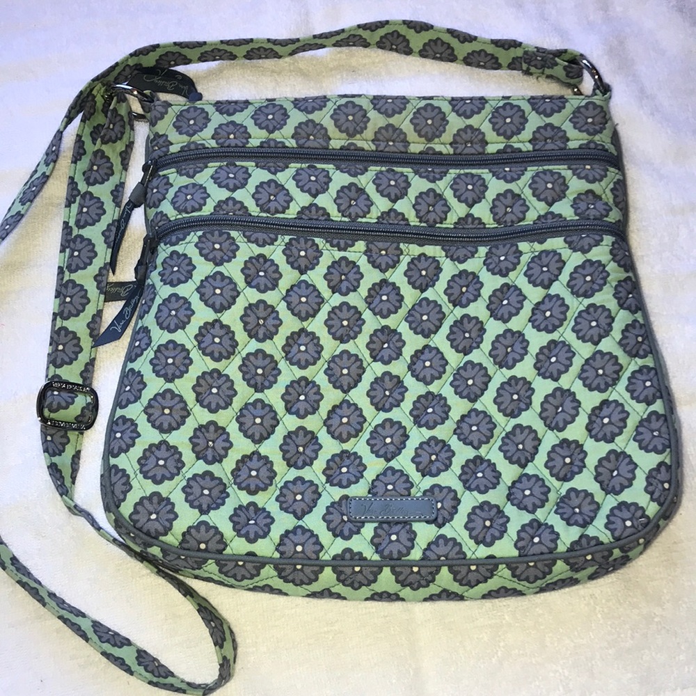 Vera Bradley Triple Zip Hipster